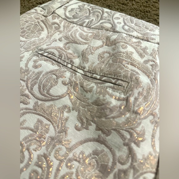 ANN TAYLOR LOFT shorts and sweater set - Picture 3 of 7